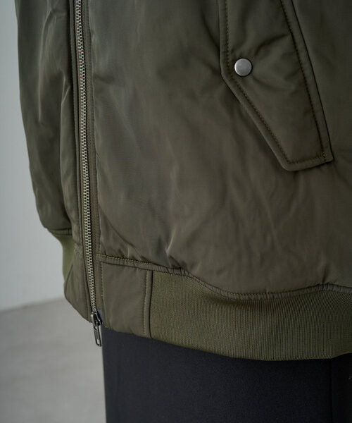 LOUNGEDRESS（ラウンジドレス）の「ミリタリージレブルゾン（ベスト