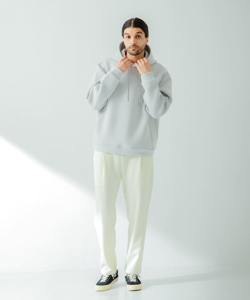 URBAN RESEARCH Sonny Label(アーバンリサーチサニーレーベル)の「ダンボールニットプルオーバーパーカー(パーカー・メンズ・ライトカーキ/チャコールグレー/グレー系その他・MEDIUM/LARGE/X-LARGE)」の19枚目の写真