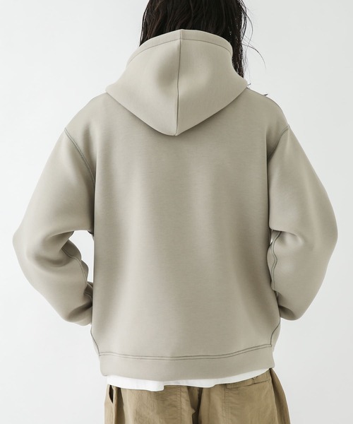 URBAN RESEARCH Sonny Label(アーバンリサーチサニーレーベル)の「ダンボールニットプルオーバーパーカー(パーカー・メンズ・ライトカーキ/チャコールグレー/グレー系その他・MEDIUM/LARGE/X-LARGE)」の7枚目の写真