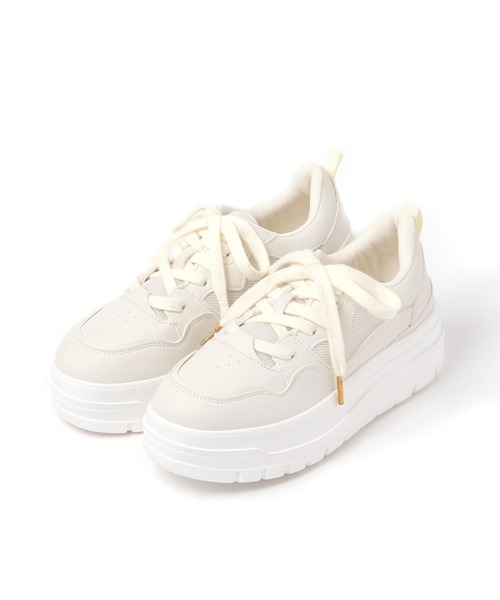 BAYFLOW（ベイフロー）の「[抗菌消臭付き!厚底でスタイルアップ]ファットシューレーススニーカー（スニーカー・レディース・ブラック/ホワイト・LARGE/MEDIUM）」の3枚目の写真