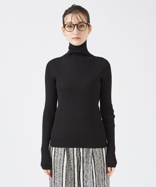 qualite(カリテ)の「【日本製】シームレスタートルニット(ニット/セーター・レディース・ブルー/ブラック/その他・フリー)」の6枚目の写真