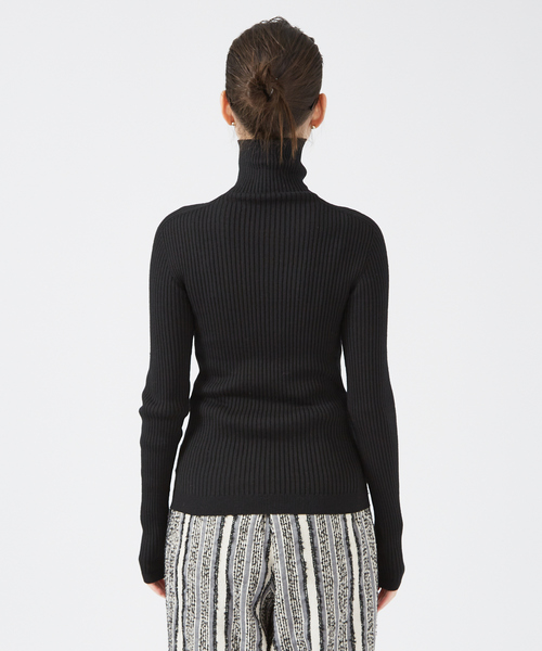 qualite(カリテ)の「【日本製】シームレスタートルニット(ニット/セーター・レディース・ブルー/ブラック/その他・フリー)」の8枚目の写真