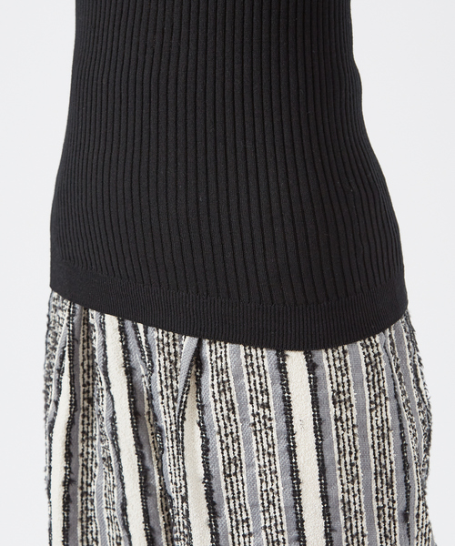 qualite(カリテ)の「【日本製】シームレスタートルニット(ニット/セーター・レディース・ブルー/ブラック/その他・フリー)」の11枚目の写真