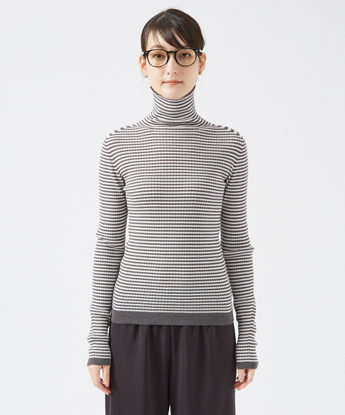 qualite(カリテ)の「【日本製】シームレスタートルニット(ニット/セーター・レディース・ブルー/ブラック/その他・フリー)」の13枚目の写真