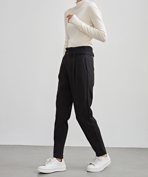 Lace Ladies(レースレディース)の「ハイウエスト ベルト付き 裏起毛 テーパード パンツ(その他パンツ・レディース・ブラック/アイボリー・L/XL/S/M)」の7枚目の写真