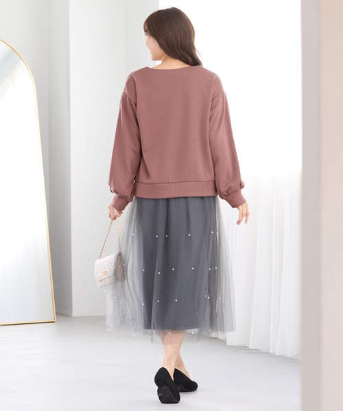 alotta(アロッタ)の「裏ファーふんわり袖タックプルオーバー(Tシャツ/カットソー・レディース・ブラック/ピンク/アイボリー/モカ/ネイビー・3L/LL/L/M)」の17枚目の写真