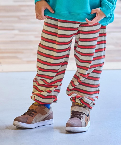 BIG FIELD(ビッグフィールド)の「先染めボーダーベロアスウェットパンツ(スウェットパンツ・キッズ・サンドベージュ/オレンジ/ライトブルー・80/90/95/100/110/120/130/140/150)」の2枚目の写真