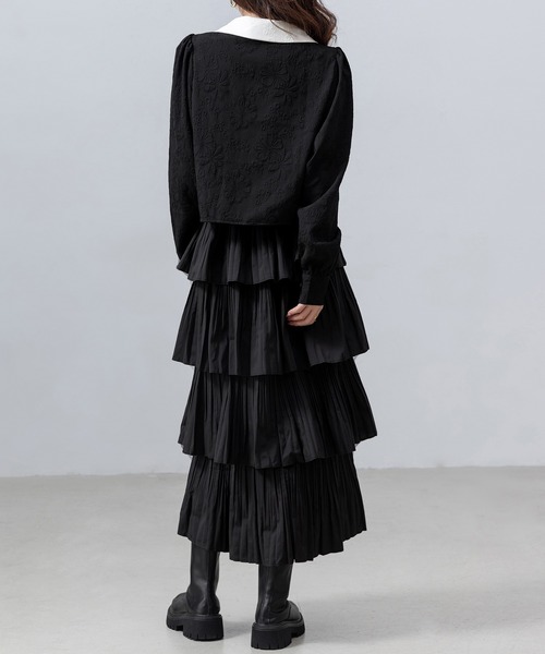 DAY CLOSET（デイ クローゼット）の「【立体花柄エンボス加工×パール調ボタン】クロップド丈 長袖 ステンカラーブラウス レディース（シャツ/ブラウス・レディース・ブラック/アイボリー・FREE）」の15枚目の写真