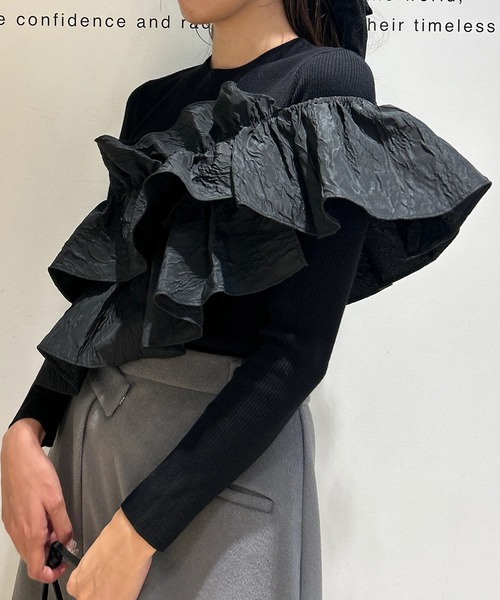 Mystrada（マイストラーダ）の「長袖アシメフリルニット（ニット/セーター・レディース・ホワイト/ブラック/グレー・38）」の14枚目の写真