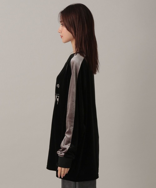 FOREVER 21（フォーエバー トゥエンティーワン）の「【2024FW】ベロアゲームシャツ（Tシャツ/カットソー・レディース・ブラック/ブルー/ブラウン・FREE）」の8枚目の写真