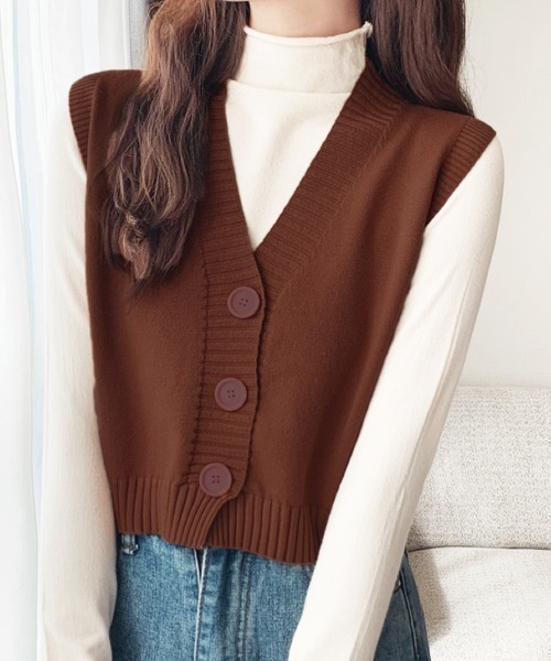 Miniministore(ミニミニストア)の「ニットベスト 前開き Vネックトップス(ベスト・レディース・ブラウン/ブラック/イエロー/ベージュ/グリーン/ホワイト/レッド・FREE)」の3枚目の写真