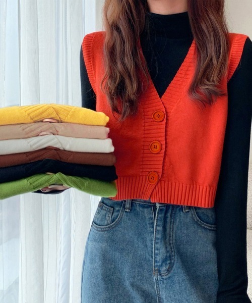 Miniministore(ミニミニストア)の「ニットベスト 前開き Vネックトップス(ベスト・レディース・ブラウン/ブラック/イエロー/ベージュ/グリーン/ホワイト/レッド・FREE)」の12枚目の写真