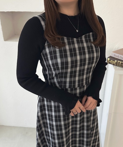 apres jour(アプレジュール)の「フリルネックリブニット【ZOZOTOWN限定アイテム】(ニット/セーター・レディース・グレイッシュベージュ/ブラック/ピンクベージュ/ボルドー/ホワイト・フリー)」の21枚目の写真