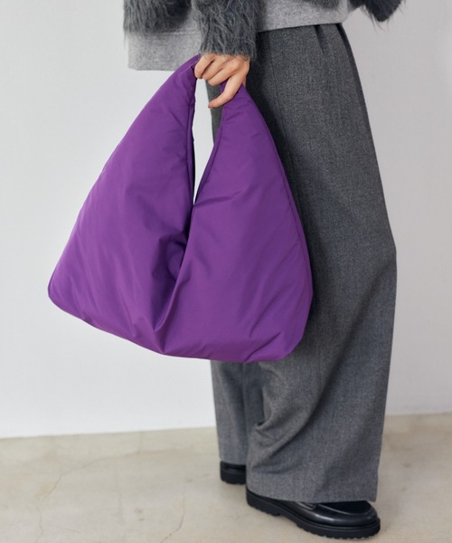 BARNYARDSTORM(バンヤードストーム)の「BARNYARDSTORM / トライアングルパフBAG(トートバッグ・レディース・キナリ/パープル/ブラック・FREE)」の3枚目の写真
