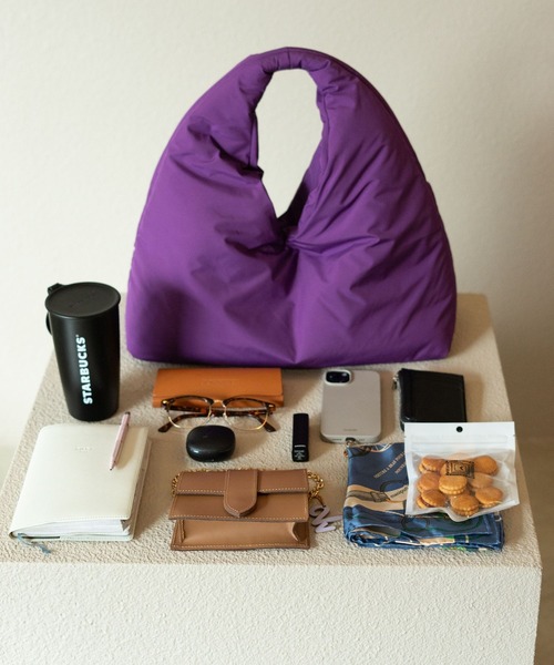 BARNYARDSTORM(バンヤードストーム)の「BARNYARDSTORM / トライアングルパフBAG(トートバッグ・レディース・キナリ/パープル/ブラック・FREE)」の13枚目の写真