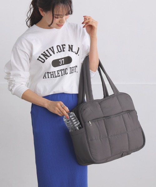 ALTROSE（アルトローズ）の「ボストン ボストンバッグ キルト スクエア キャリーオン 中綿 トラベル エンティ（ボストンバッグ・レディース・グレー/ブラック/グレイッシュベージュ・FREE）」の22枚目の写真