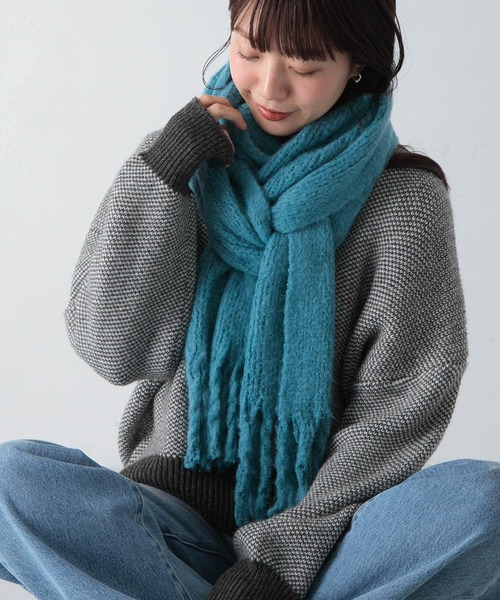 URBAN RESEARCH Sonny Label（アーバンリサーチサニーレーベル）の「ブークレラッセルマフラー（マフラー・レディース・ブルー/グレー/イエロー・ONE）」の2枚目の写真