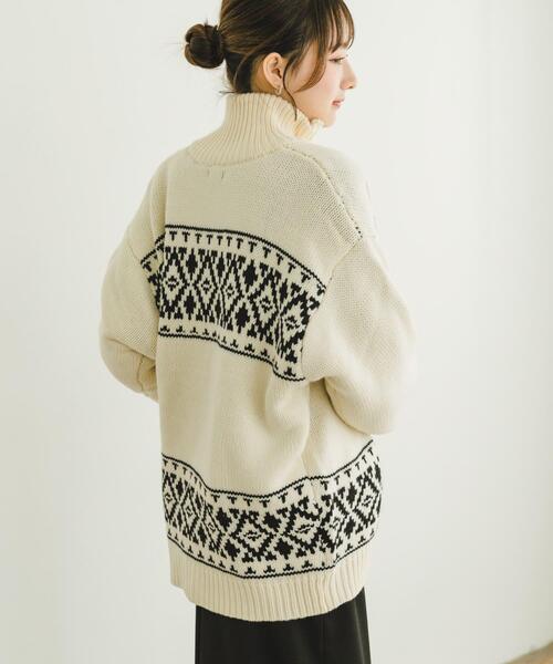 ITEMS URBANRESEARCH(アイテムズ アーバンリサーチ)の「カウチンニットカーディガン(ニット/セーター・レディース・アイボリー・FREE)」の6枚目の写真