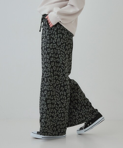 Cutie Blonde（キューティーブロンド）の「◆【あったか】裏フリース 柄アソートイージーパンツ（その他パンツ・レディース・ブラック/アイボリー系6/ブラック系/ブラウン系その他5・04/03/02/01）」の18枚目の写真