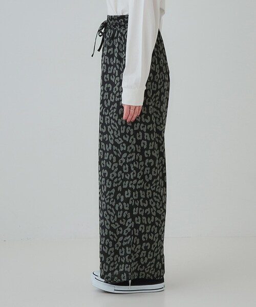 Cutie Blonde（キューティーブロンド）の「◆【あったか】裏フリース 柄アソートイージーパンツ（その他パンツ・レディース・ブラック/アイボリー系6/ブラック系/ブラウン系その他5・04/03/02/01）」の22枚目の写真