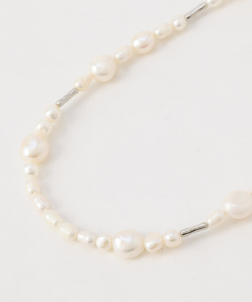 K.T KIYOKO TAKASE（キヨコタカセ）の「淡水パールショート ネックレス（ネックレス・レディース・ホワイト×シルバー・FREE）」の3枚目の写真