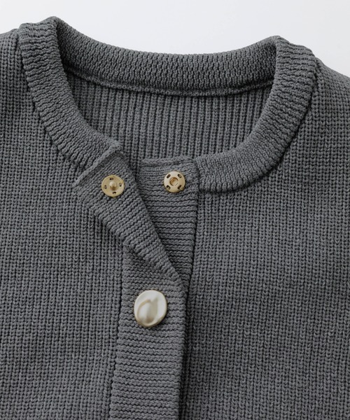 RANAN（ラナン）の「ニュアンスボタンノースリーブニットトップス（ベスト・レディース・ブラック/ホワイト/ブラウン/チャコール・LL/L/M）」の15枚目の写真