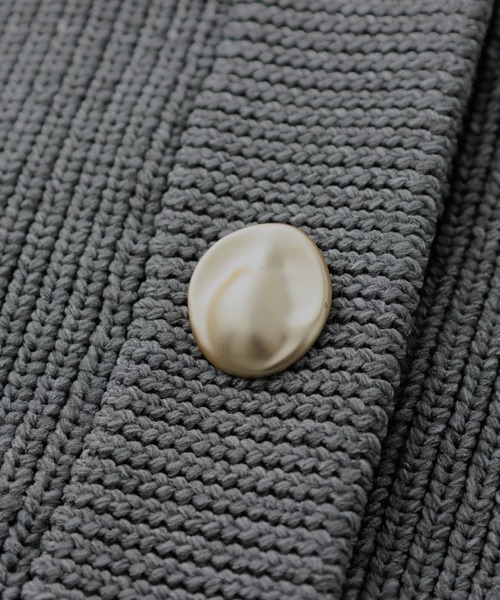 RANAN（ラナン）の「ニュアンスボタンノースリーブニットトップス（ベスト・レディース・ブラック/ホワイト/ブラウン/チャコール・LL/L/M）」の16枚目の写真