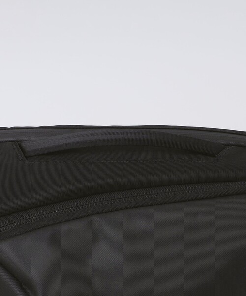 Aer(エアー)の「【SHIPS別注】Aer: DAY PACK(バックパック/リュック・メンズ・ブラック・ONE SIZE)」の16枚目の写真