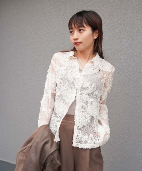 gossara（ゴサラ）の「接結レースえり付きBL（シャツ/ブラウス・レディース・アイボリー/ブラック・FREE）」の5枚目の写真