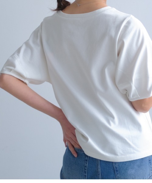 aquagarage(アクアガレージ)の「ボリューム袖カットソー(Tシャツ/カットソー・レディース・チャコール/グリーン/ブラック/オフホワイト・M)」の13枚目の写真