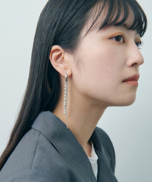 GOLDY(ゴールディ)の「パール チェーン ロング アシンメトリー ピアス(ピアス(両耳用)・レディース・シルバー/ゴールド・FREE)」の8枚目の写真