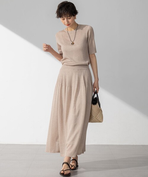 23区（ニジュウサンク）の「【洗える】シャイニーシアー リブ ニット（ニット/セーター・レディース・ブラック系/ライトグレー系/ベージュ系・38/40）」の12枚目の写真