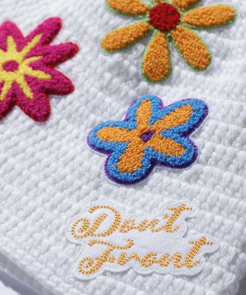 XLARGE(エクストララージ)の「CROCHET FLOWER KNIT HAT(ハット・メンズ・ホワイト/ブラック・ONE SIZE)」の13枚目の写真