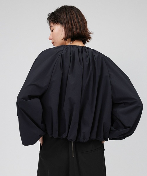 BABYLONE（バビロン）の「撥水ノーカラーブルゾン（ブルゾン・レディース・ホワイト/ブラック・フリー）」の17枚目の写真