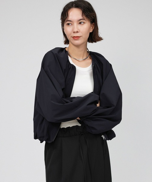 BABYLONE（バビロン）の「撥水ノーカラーブルゾン（ブルゾン・レディース・ホワイト/ブラック・フリー）」の11枚目の写真