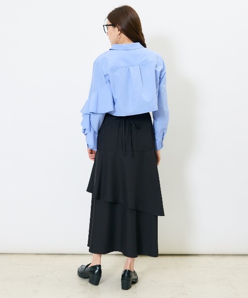 AND COUTURE（アンドクチュール）の「アシメフリルクロップドシャツ（シャツ/ブラウス・レディース・ネイビー/ブルー/オフホワイト・FREE）」の12枚目の写真