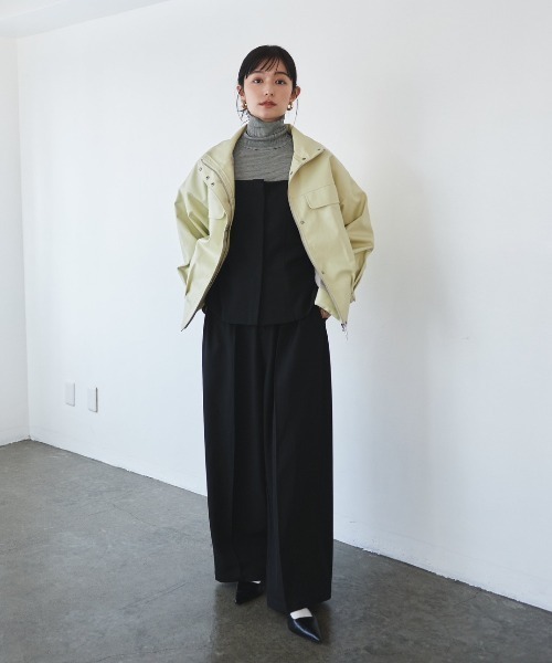 FMiBL(ファミル)の「タックワイドパンツ(スラックス・レディース・ブラック/ミント・FREE)」の14枚目の写真