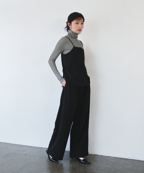 FMiBL(ファミル)の「タックワイドパンツ(スラックス・レディース・ブラック/ミント・FREE)」の5枚目の写真