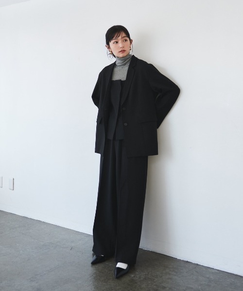 FMiBL(ファミル)の「タックワイドパンツ(スラックス・レディース・ブラック/ミント・FREE)」の9枚目の写真