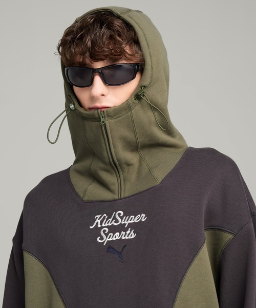 PUMA(プーマ)の「PUMA PUMA X KIDSUPER PROGRESSIVE HOODIE(プーマ×キッドスーパー プログレッシブ フーディ)(パーカー・メンズ・ブラック系/ホワイト系・MEDIUM/LARGE/X-LARGE)」の11枚目の写真