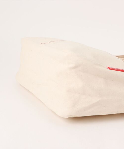 Manhattan Portage(マンハッタンポーテージ)の「Manhattan Portage/マンハッタンポーテージ ショルダーバック GAZETTE CROSSBODY BAG CANVAS LITE 25 MP2497CVL25(ショルダーバッグ・メンズ・ベージュ系その他/ベージュ系その他2・FREE)」の4枚目の写真