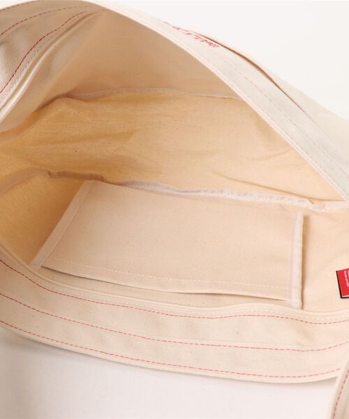 Manhattan Portage(マンハッタンポーテージ)の「Manhattan Portage/マンハッタンポーテージ ショルダーバック GAZETTE CROSSBODY BAG CANVAS LITE 25 MP2497CVL25(ショルダーバッグ・メンズ・ベージュ系その他/ベージュ系その他2・FREE)」の5枚目の写真