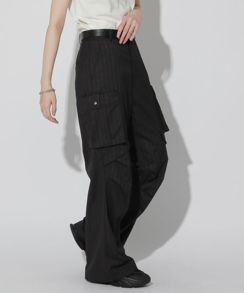 Anui（アニュイ）の「【UNISEX/2サイズ展開/SETUP対応】スリムカーゴパンツ（その他パンツ・レディース・グレー/ブラック・SMALL/MEDIUM）」の5枚目の写真