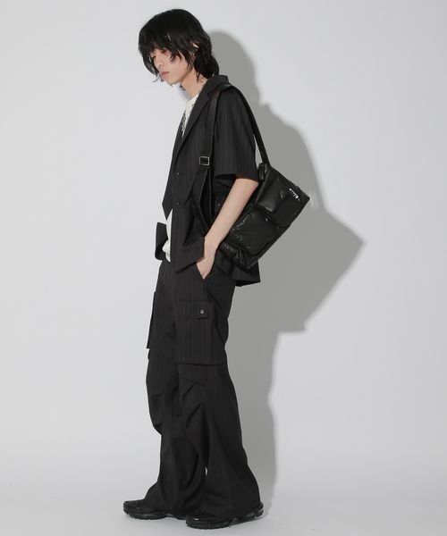 Anui（アニュイ）の「【UNISEX/2サイズ展開/SETUP対応】スリムカーゴパンツ（その他パンツ・レディース・グレー/ブラック・SMALL/MEDIUM）」の22枚目の写真