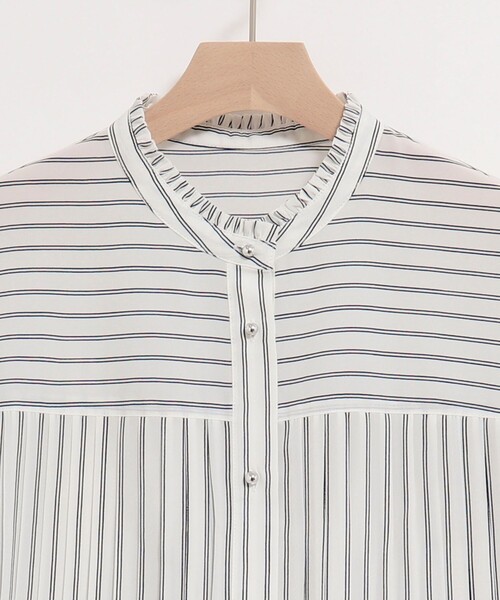 MICO COULIER(ミコクリエ)の「ジョーゼットプリーツブラウス(シャツ/ブラウス・レディース・ライトグレー/サックスブルー/ホワイト系その他・38)」の21枚目の写真