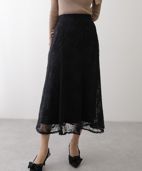 Lace Ladies(レースレディース)の「フラワー 刺繍 チュール フレア ロング スカート(スカート・レディース・ネイビー/グレー/グレイッシュベージュ/ブラック・FREE/S)」の5枚目の写真