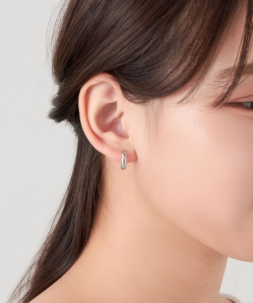 VENDOME AOYAMA(ヴァンドーム青山)の「プラチナ フープ ピアス(ピアス(両耳用)・レディース・プラチナム・ONE SIZE)」の2枚目の写真