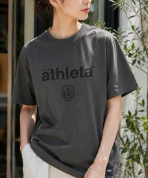 ATHLETA（アスレタ）の「【ZOZO限定・新柄追加】≪ATHLETA/アスレタ≫ブラジルのフットボールムードが映える大人のプリントTシャツ。ゆるっと体型カバーしながらレディースもメンズも着回せるサイズ対応（Tシャツ/カットソー）」