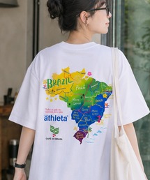 ATHLETA（アスレタ）の「【ZOZO限定・新柄追加】≪ATHLETA/アスレタ≫ブラジルのフットボールムードが映える大人のプリントTシャツ。ゆるっと体型カバーしながらレディースもメンズも着回せるサイズ対応（Tシャツ/カットソー）」