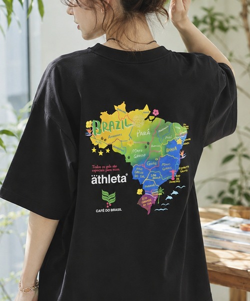 ATHLETA(アスレタ)の「【ZOZO限定・新柄追加】≪ATHLETA/アスレタ≫ブラジルのフットボールムードが映える大人のプリントTシャツ。ゆるっと体型カバーしながらレディースもメンズも着回せるサイズ対応(Tシャツ/カットソー・レディース・ブラック系1/オフホワイト/ブラック系2/ブラック系/ブラック/ホワイト系1/ホワイト系/ホワイト系2/ホワイト系3/ホワイト系4/ブラック系4/ブラック系3/ホワイト系5/ブラック系5/ブラック系6/ホワイト系6/ホワイト系7/ブラック系7/ホワイト系8/ブラック系8/ベージュ/ブルー/グリーン/イエロー系その他/ネイビー/ブラック系その他/ベージュ系その他/ブラック系その他2/イエロー/ホワイト系その他/スミクロ/チャコールグレー/ブルー系その他/ホワイト系その他2/マスタード/ネイビー系/グリーン系その他/イエロー系/ホワイト系9/ブラック系9・L/M/S)」の17枚目の写真